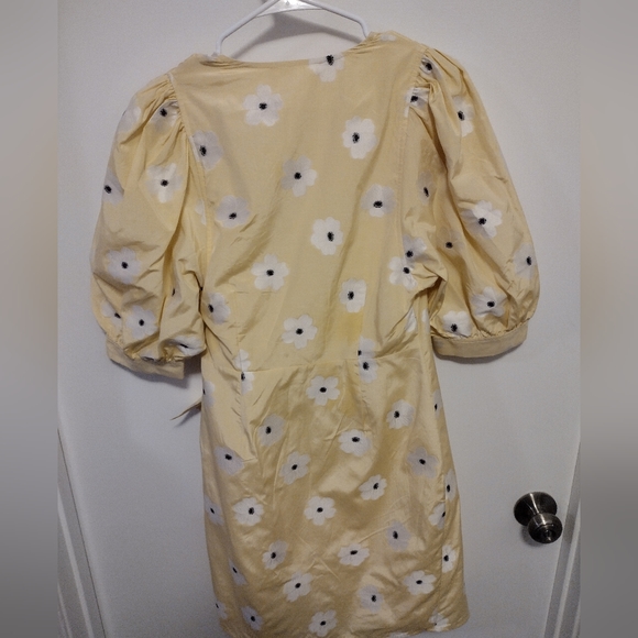 SAMSOE Mini Floral Printed Wrap Dress Yellow Small With Sash Tie V-Neck - Picture 9 of 9